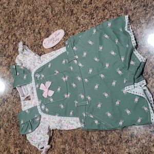 Little lass shorts overalls with top floral 24m